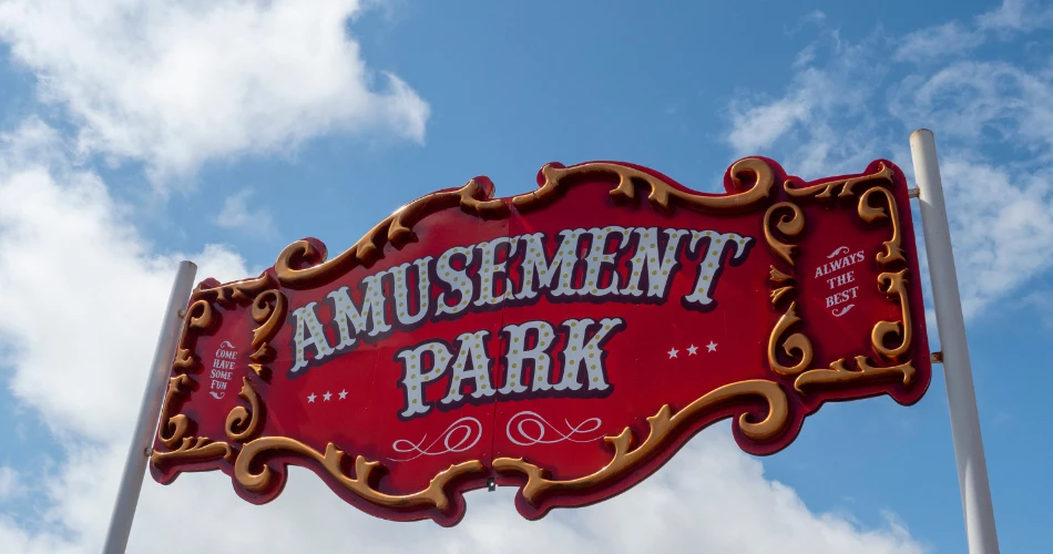 Panduan Pengembaraan Keluarga Terbaik di Santa Cruz Beach Boardwalk.